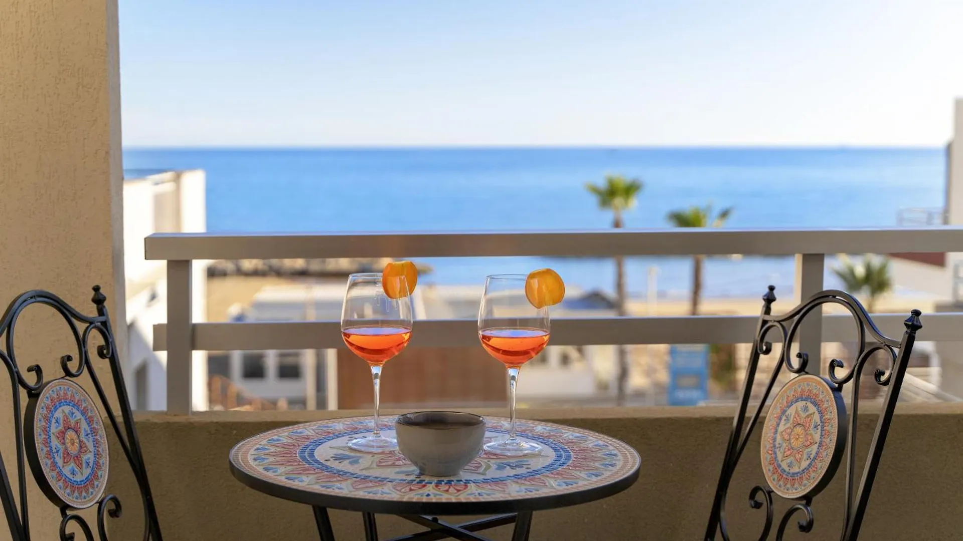 Casa Suli Beachfront Marina di Ragusa Lägenhet